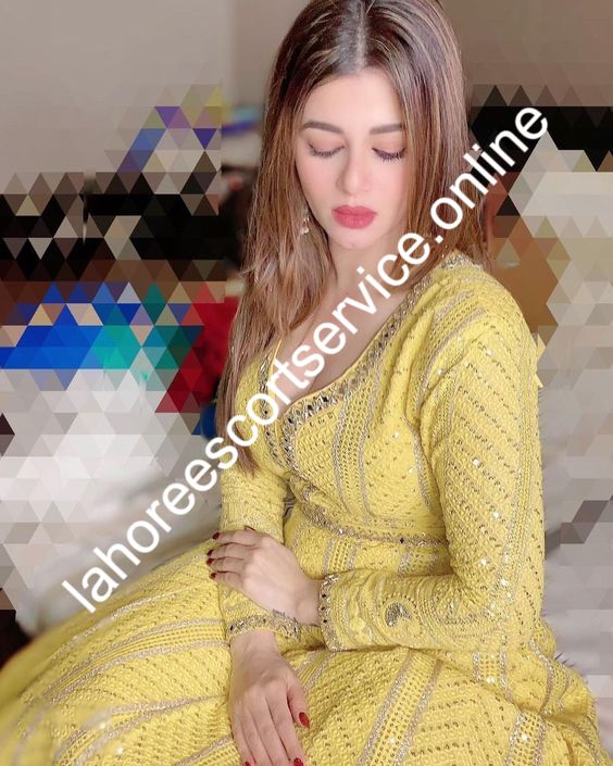 Young-Lahore-Call-Girls-Service